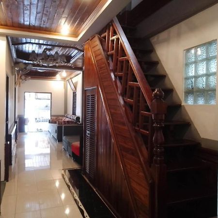 Funny Backpacker Hostel Luang Prabang Luaran gambar