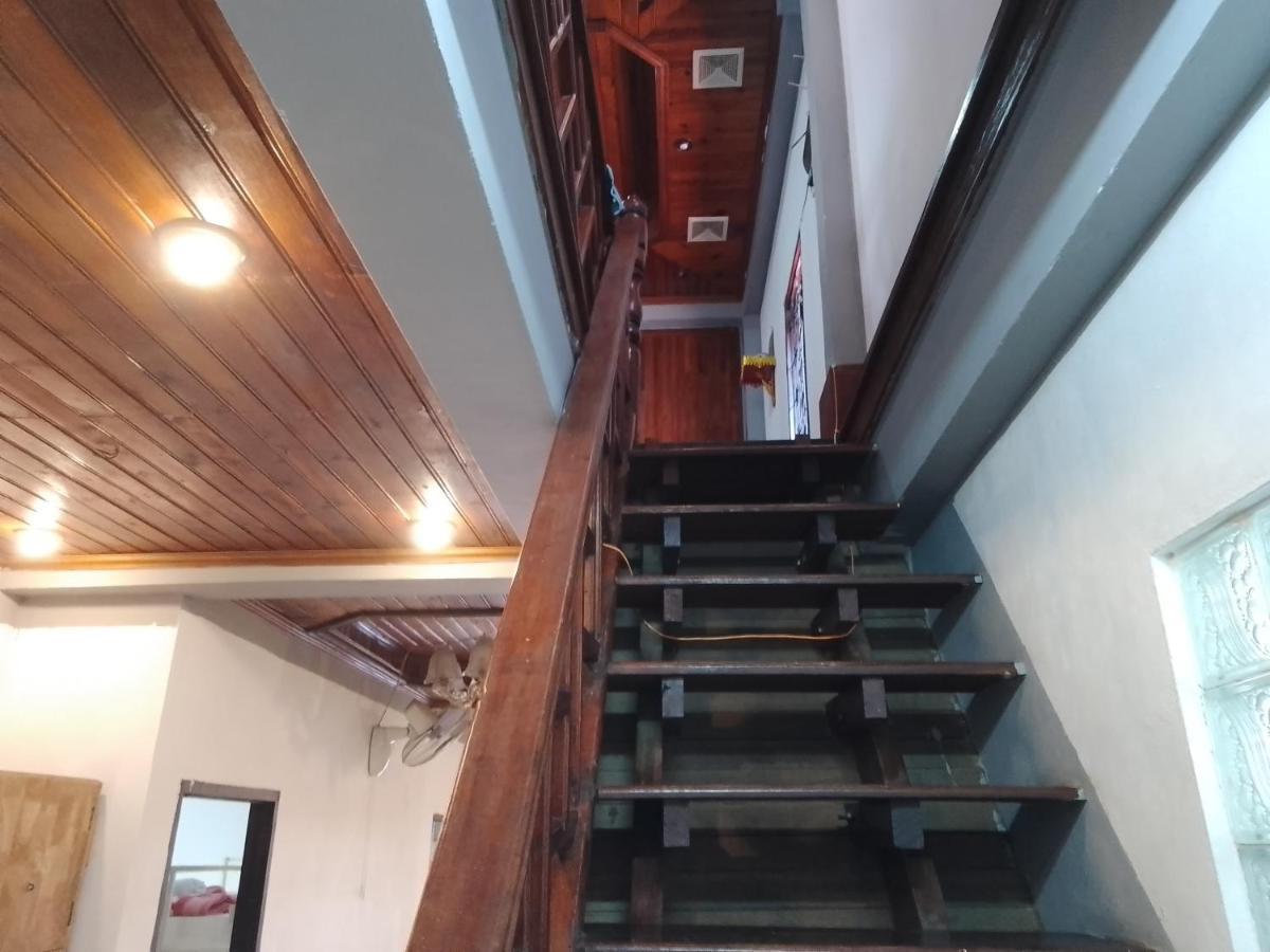 Funny Backpacker Hostel Luang Prabang Luaran gambar